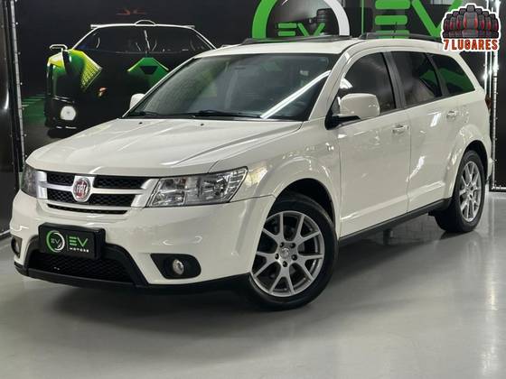 FIAT FREEMONT 2.4 PRECISION 16V GASOLINA 4P AUTOMÁTICO